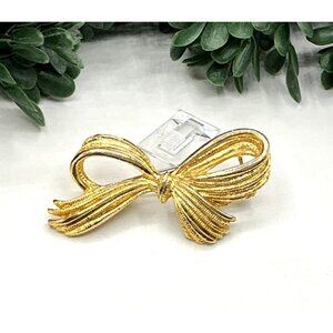 Vintage Gold-Tone Bow Brooch Pin Elegant Ribbon Design